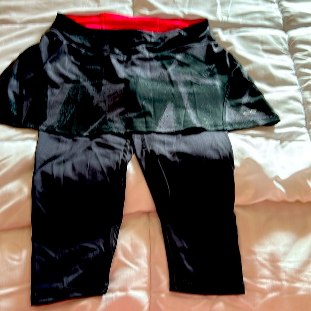 Champion XS/TP Made in Jordan polyester/spandex workout outfit.